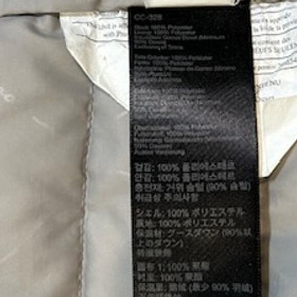 MARMOT Grey Gray 800 Fill Down Puffer Vest Lightweight Quilted Women's Size XS - Picture 4 of 13